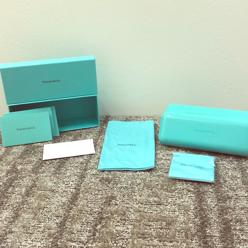 Tiffany eyeglass case ✨Authentic✨